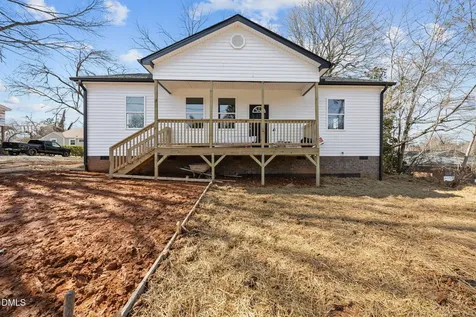 704 North Street Graham NC 27253