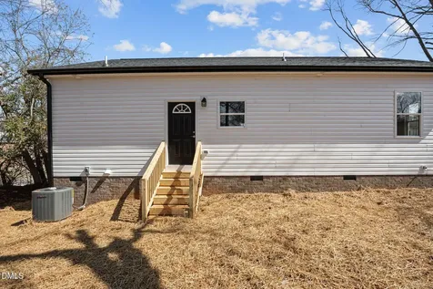 704 North Street Graham NC 27253