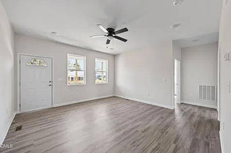 704 North Street Graham NC 27253