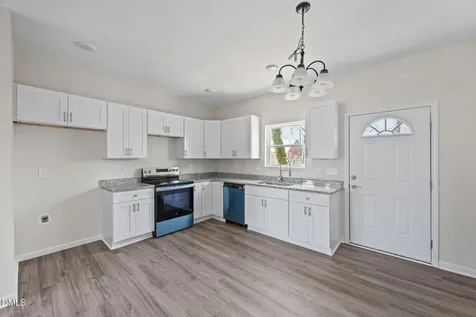 704 North Street Graham NC 27253