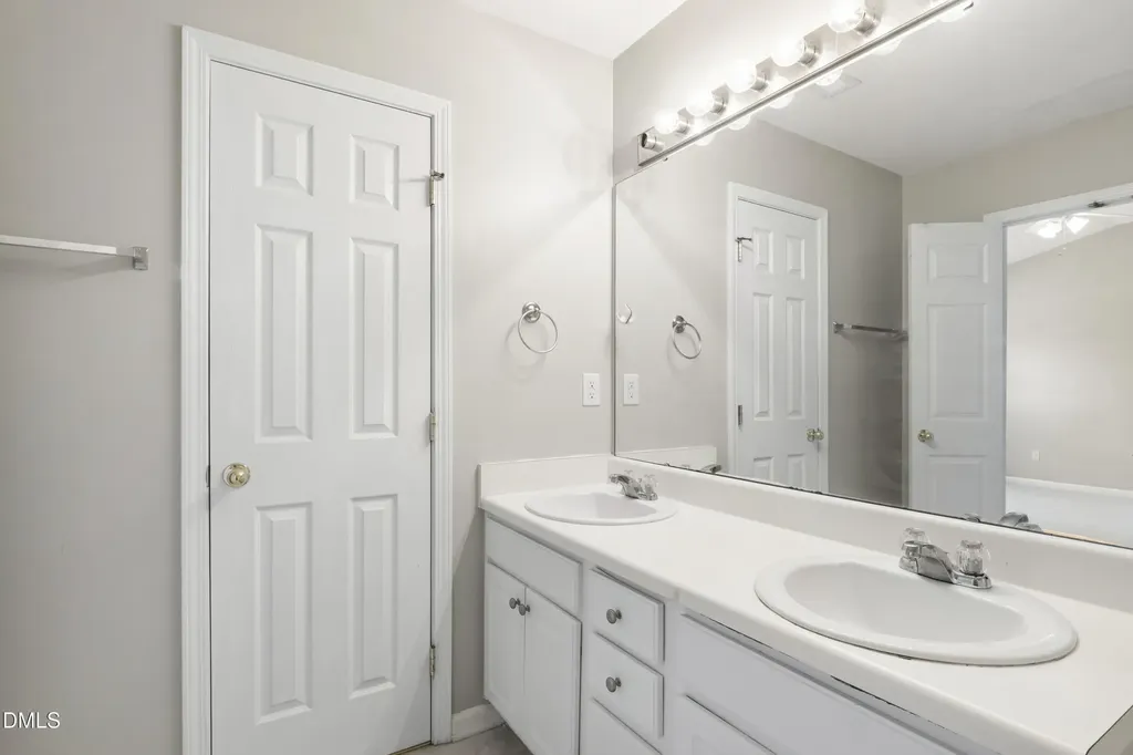 410 Hickory Meadow Circle Morrisville NC 27560