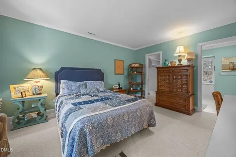 3025 N Fairway Drive Burlington NC 27215