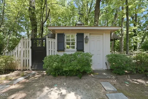 3025 N Fairway Drive Burlington NC 27215