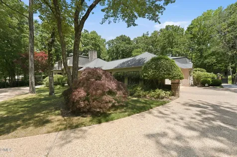3025 N Fairway Drive Burlington NC 27215
