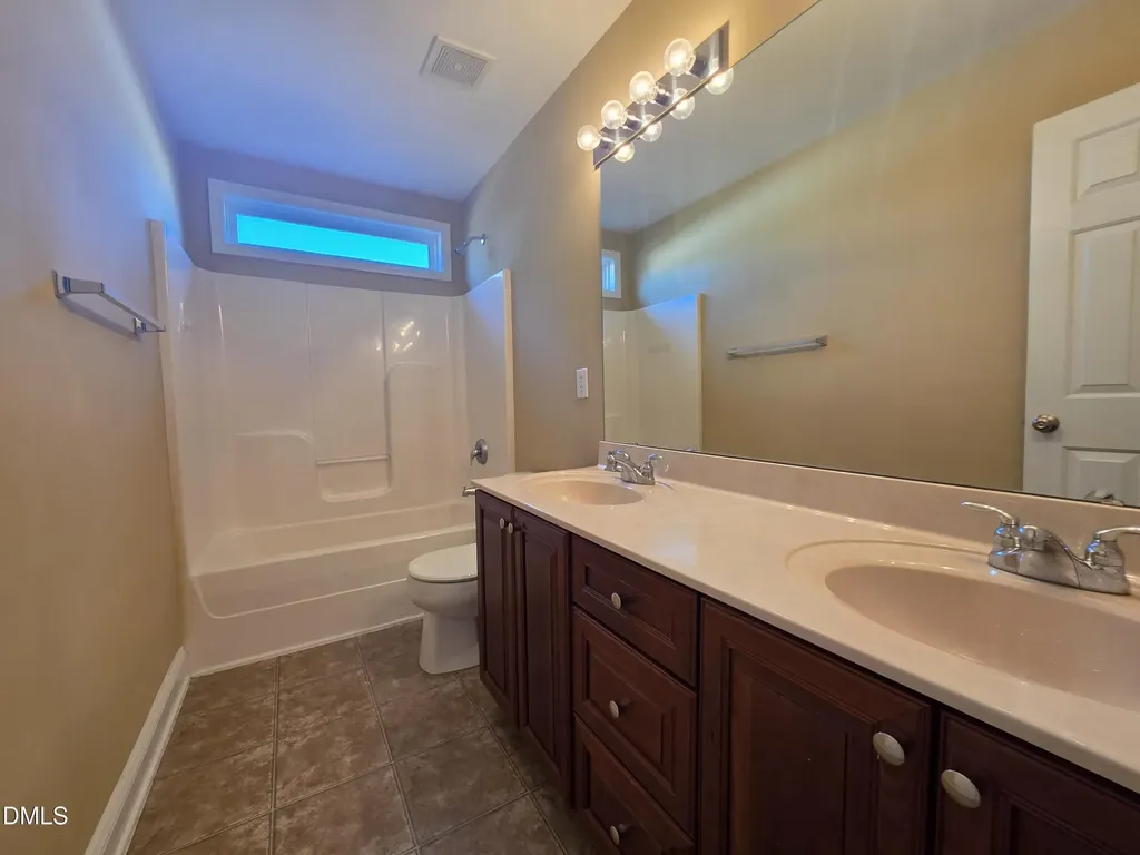1008 Sarazen Drive Clayton NC 27527