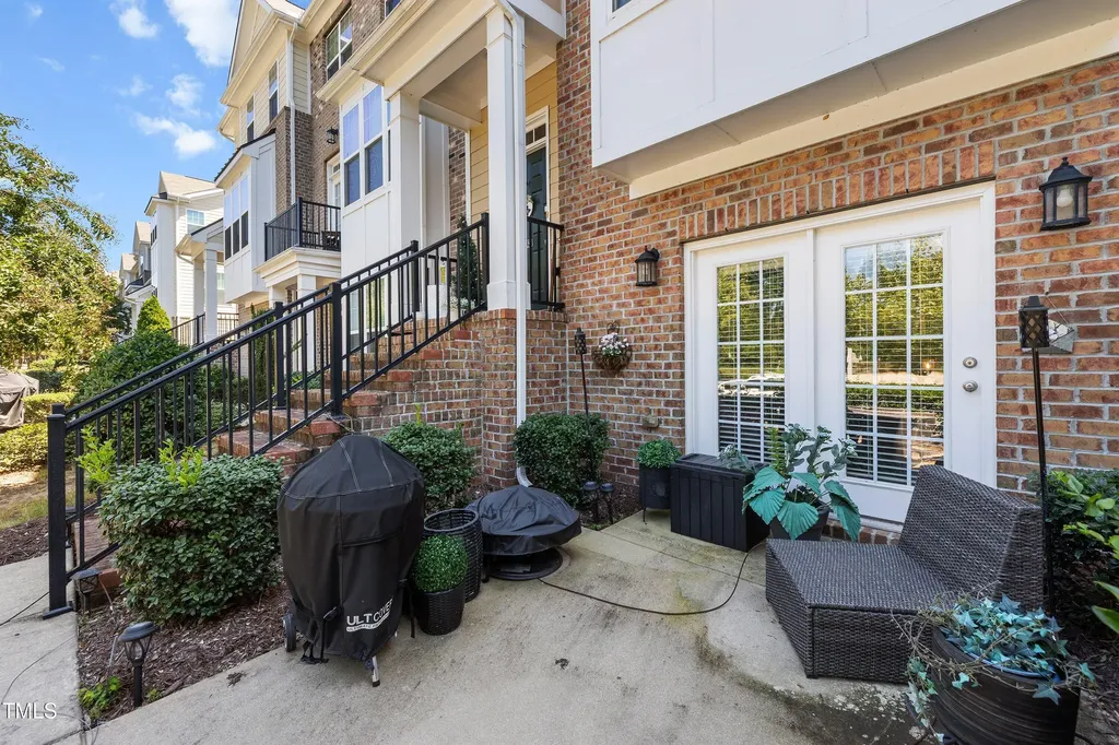 9352 Wooden Road Raleigh NC 27617