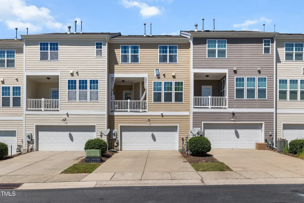9352 Wooden Road Raleigh NC 27617