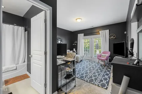 9352 Wooden Road Raleigh NC 27617