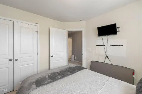 9352 Wooden Road Raleigh NC 27617