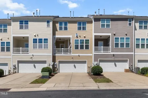 9352 Wooden Road Raleigh NC 27617