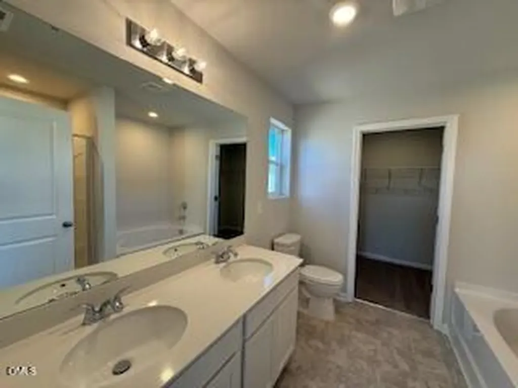 95 Stout Landing Dunn NC 28334
