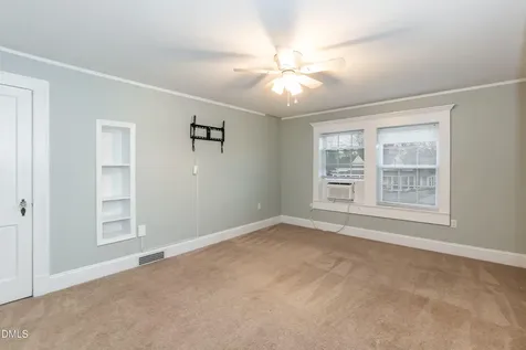 315 S Main Street Broadway NC 27505