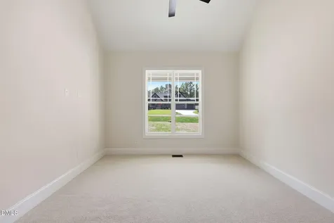 5905 Tranquil Cove Youngsville NC 27596