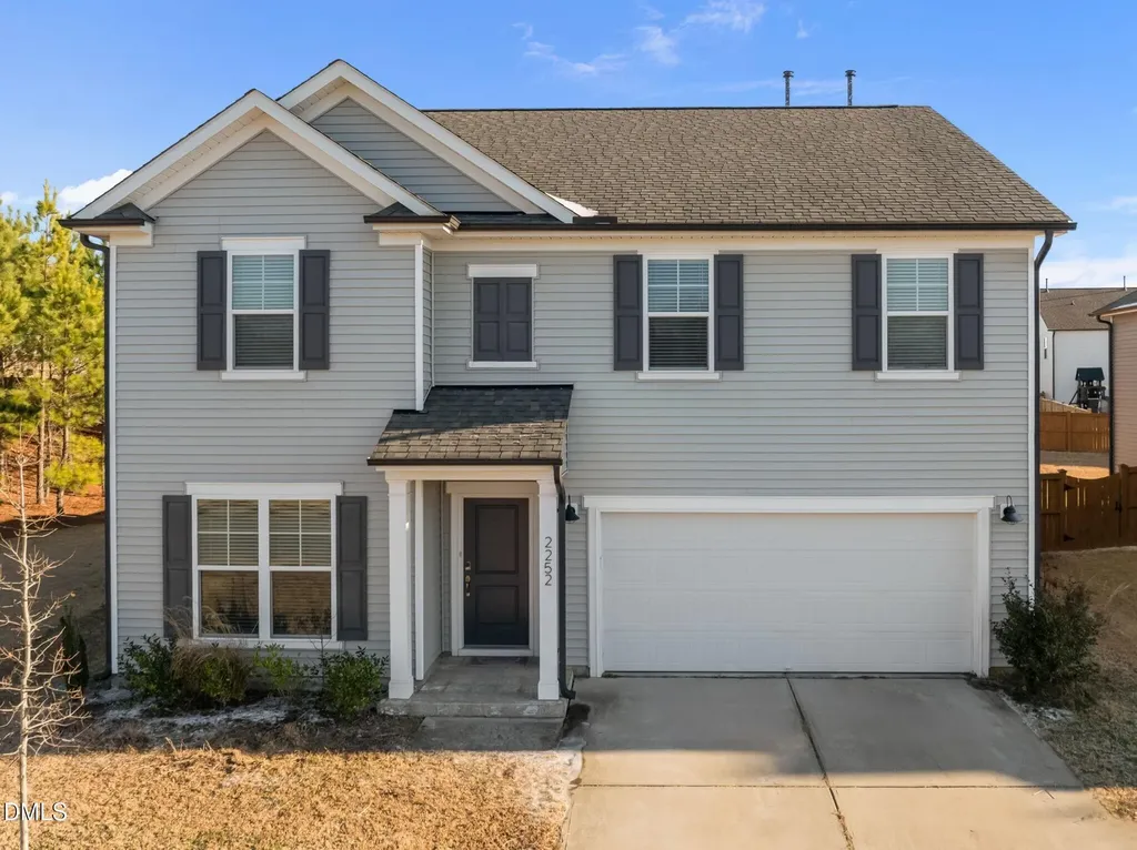 2252 Fairway Green Drive Fuquay Varina NC 27526
