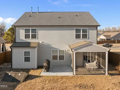 2252 Fairway Green Drive Fuquay Varina NC 27526