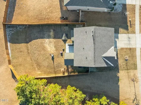 2252 Fairway Green Drive Fuquay Varina NC 27526