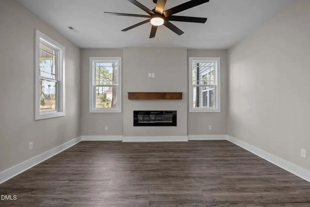 3917 Nc 42 Raleigh NC 27603