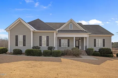 16 Keystone Court Angier NC 27501