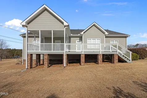 16 Keystone Court Angier NC 27501