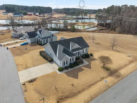16 Keystone Court Angier NC 27501