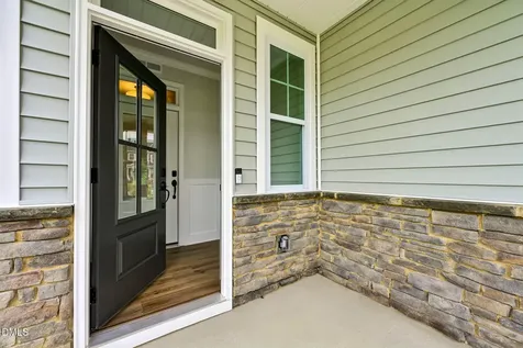 662 Beacon Hill Road Lillington NC 27546