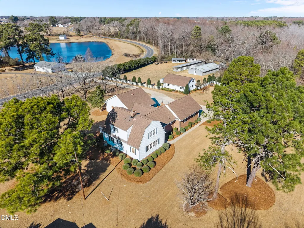4943 U.s. 301 Dunn NC 28334