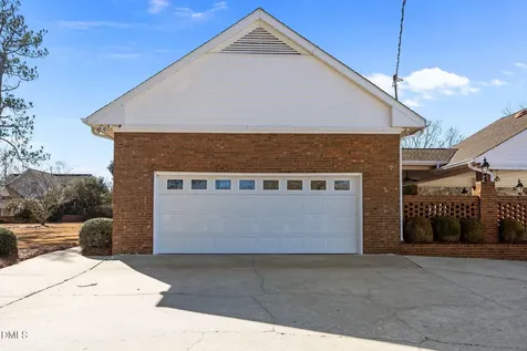 4943 U.s. 301 Dunn NC 28334