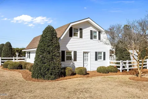 4943 U.s. 301 Dunn NC 28334