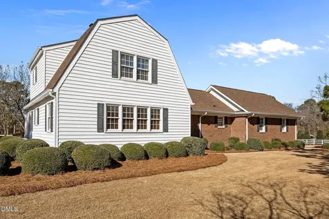 4943 U.s. 301 Dunn NC 28334