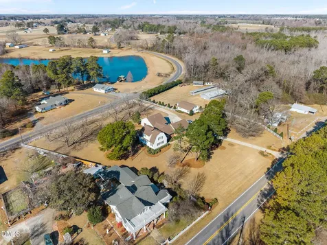 4943 U.s. 301 Dunn NC 28334
