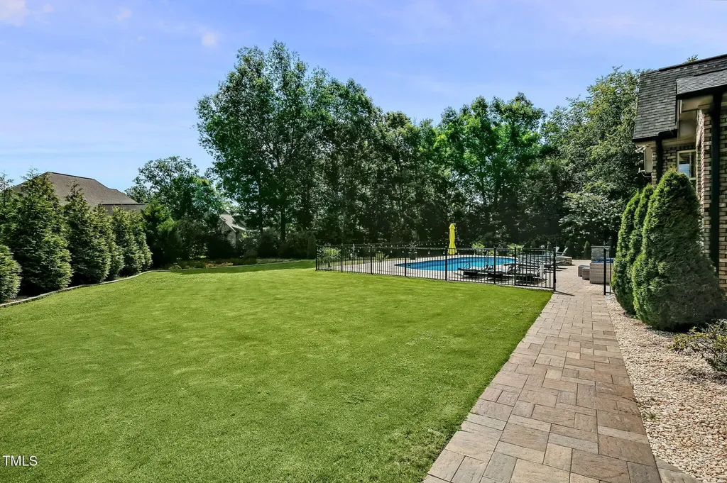 39 Wood Stork Court Clayton NC 27520