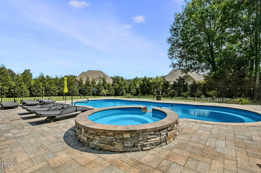 39 Wood Stork Court Clayton NC 27520