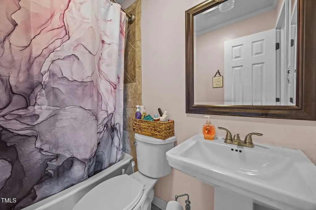 113 Joy Street Dunn NC 28334