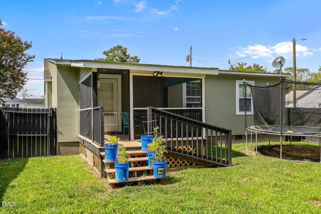 113 Joy Street Dunn NC 28334