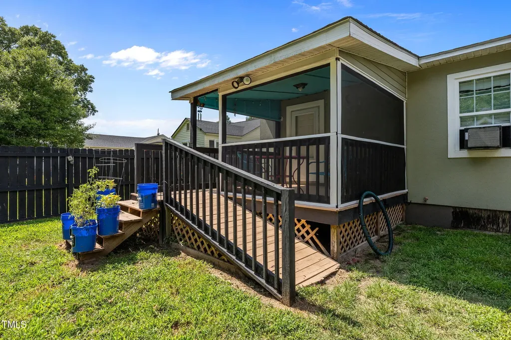 113 Joy Street Dunn NC 28334