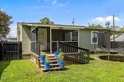 113 Joy Street Dunn NC 28334