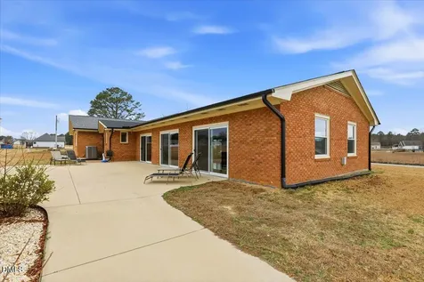 170 Jp Drive Smithfield NC 27577