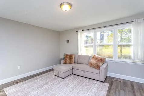 10222 S Chestnut Street Middlesex NC 27557