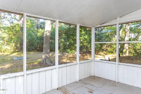 10222 S Chestnut Street Middlesex NC 27557