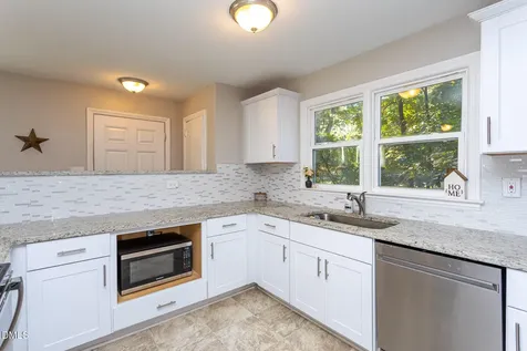 10222 S Chestnut Street Middlesex NC 27557