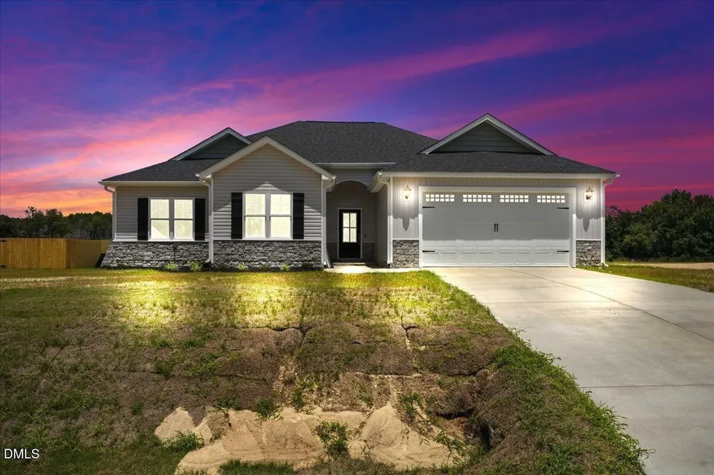 313 Creeks Edge Drive Pikeville NC 27863