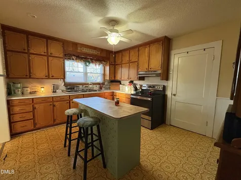8144 Nc-87 Reidsville NC 27320