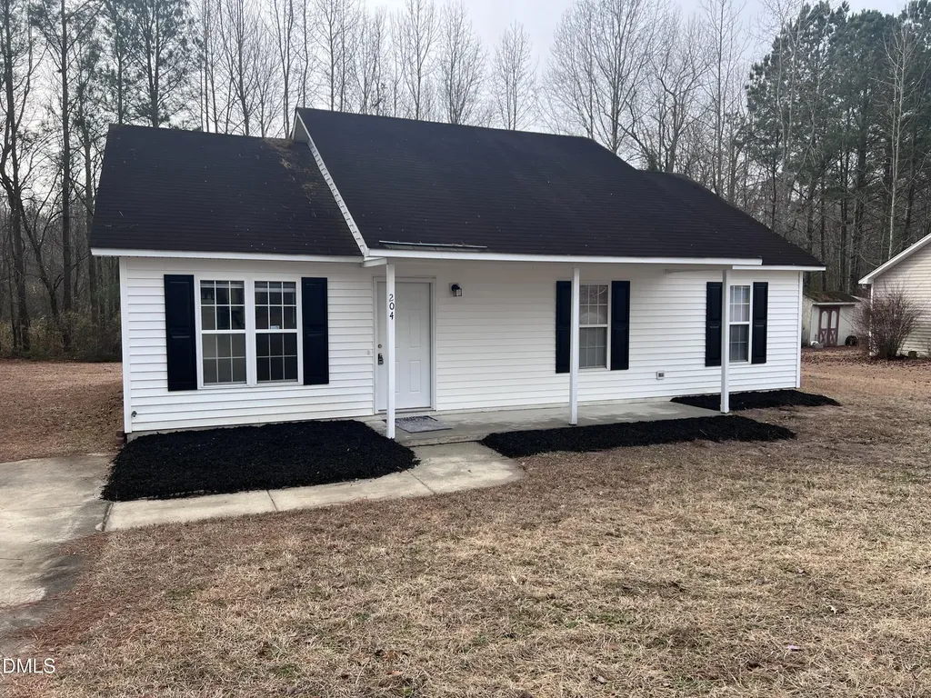 204 N Wynbrooke Lane Selma NC 27576