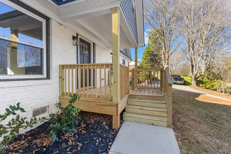 1009 Benjamin Parkway Greensboro NC 27408