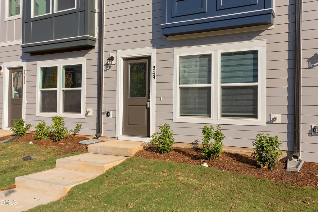 1949 Robin Hill Lane Raleigh NC 27610
