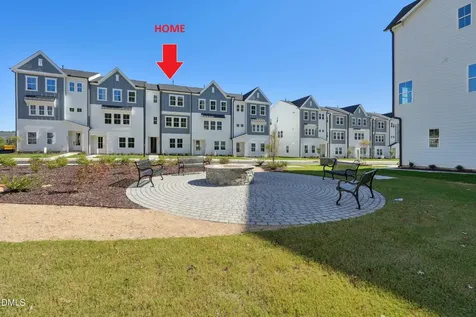 1051 Zelkova Lane Chapel Hill NC 27517