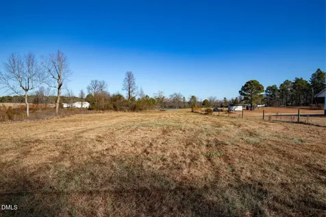 3528 Old Us Highway 421 Lillington NC 27546
