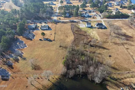 3528 Old Us Highway 421 Lillington NC 27546