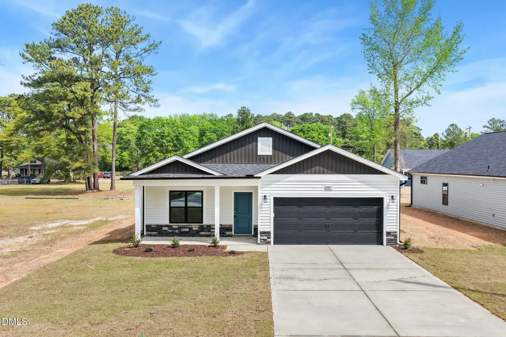 4043 Church Street Wade NC 28395