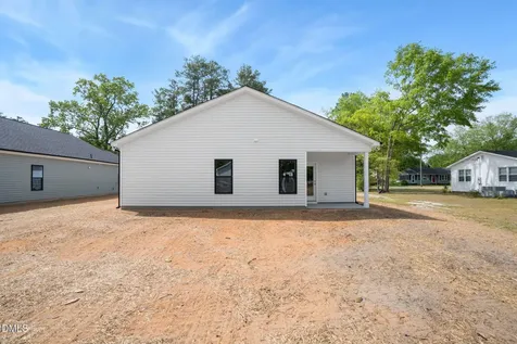 4043 Church Street Wade NC 28395